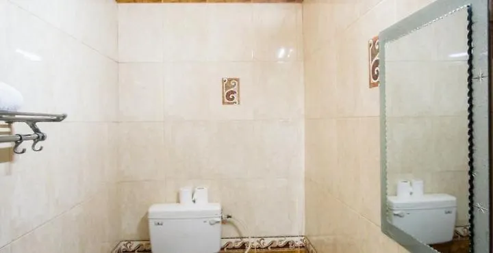 Fabexpress Alpine Hotel Agra  Agra (Uttar Pradesh)